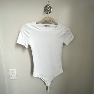 EUC Babaton tshirt bodysuit size XS